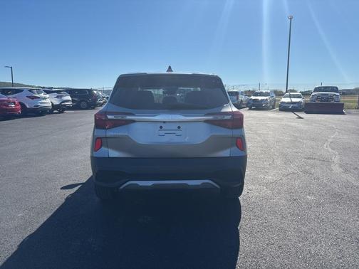 2023 Kia Seltos LX