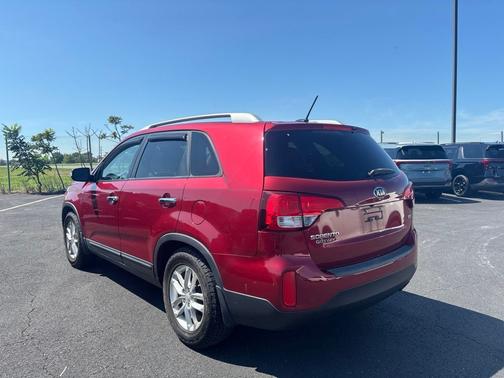 Remington Red Metallic 2014 Kia Sorento LX