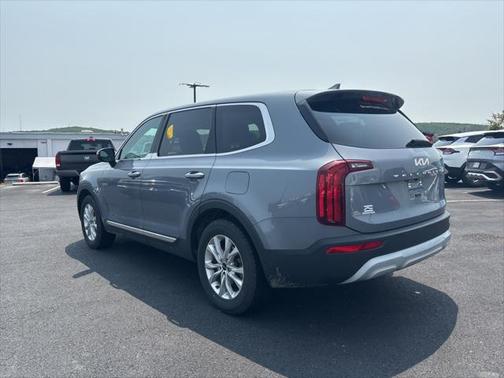 2022 Kia Telluride LX
