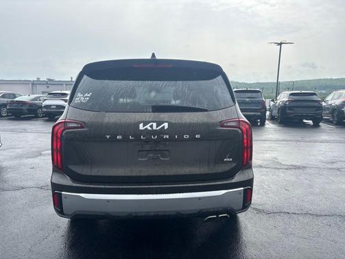 Dark Moss 2023 Kia Telluride S
