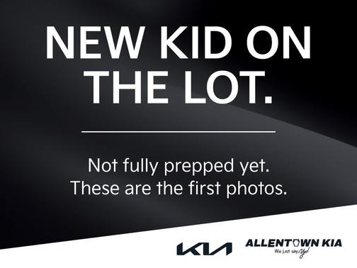 Ebony Black 2024 Kia Telluride LX