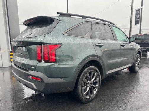 2023 Kia Sorento EX