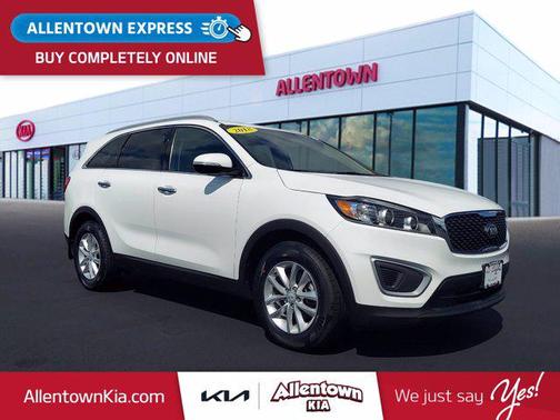Snow White Pearl 2018 Kia Sorento LX