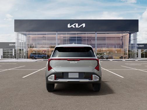 Ivory Silver 2027 Kia Seltos S FWD