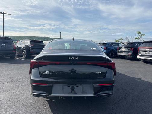 Aurora Black Pearl 2025 Kia K5 GT-Line