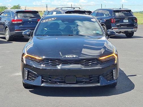 Aurora Black Pearl 2025 Kia K5 GT-Line