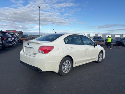 2016 Subaru Impreza 2.0i