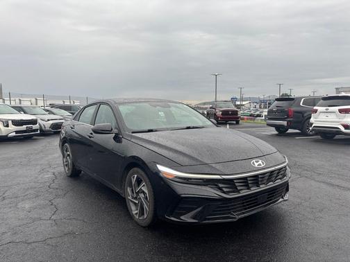 Abyss Black 2025 Hyundai ELANTRA HEV Limited