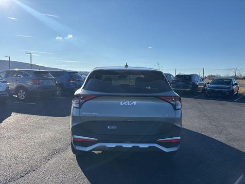 2024 Kia Sportage LX