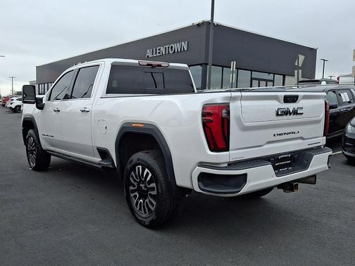 White Frost Tricoat 2024 GMC Sierra 2500 Denali Ultimate