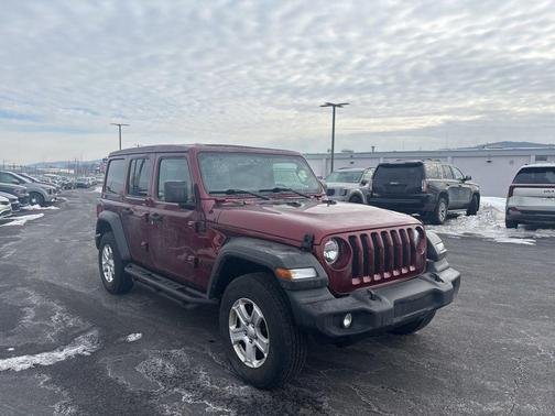 2022 Jeep Wrangler Unlimited Sport