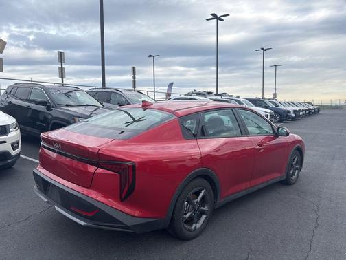 Currant Red 2025 Kia K4 LXS