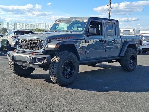 Anvil Clearcoat 2026 Jeep Gladiator Mojave