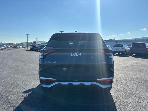Gravity Gray 2023 Kia Sportage Hybrid LX