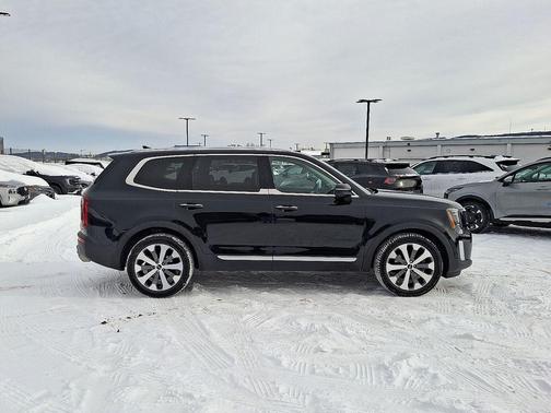 2022 Kia Telluride S