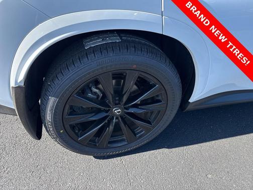 2024 Lexus NX 450h+ F SPORT Handling