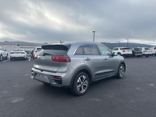 2022 Kia Niro EV EX