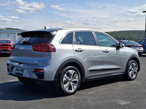 2022 Kia Niro EV EX