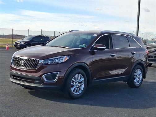2018 Kia Sorento LX