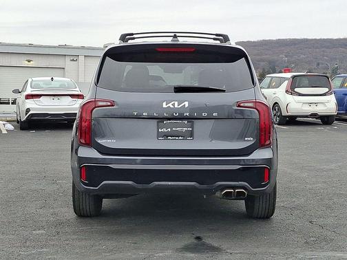 2023 Kia Telluride S