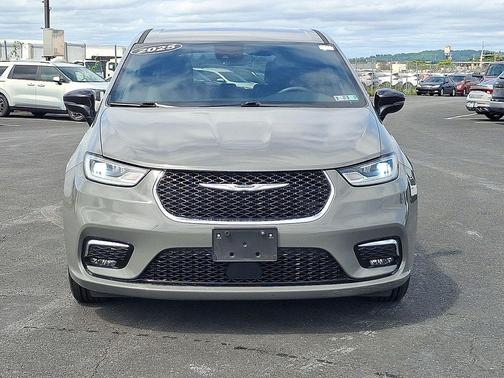 Ceramic Gray Clearcoat 2025 Chrysler Pacifica Select