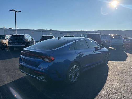 2023 Kia K5 EX