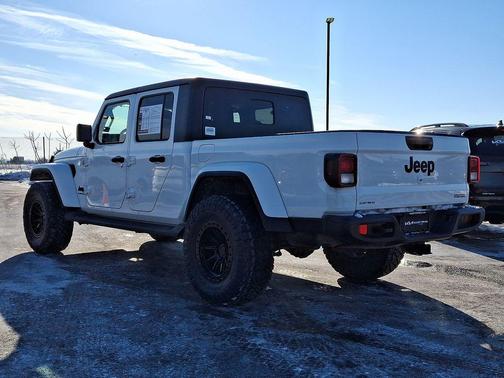 2021 Jeep Gladiator Sport S
