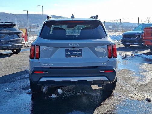 2023 Kia Sorento SX