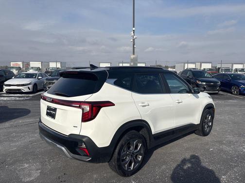 2024 Kia Seltos S