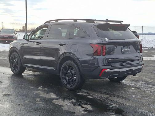 2025 Kia Sorento EX