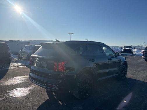 2023 Kia Sorento SX