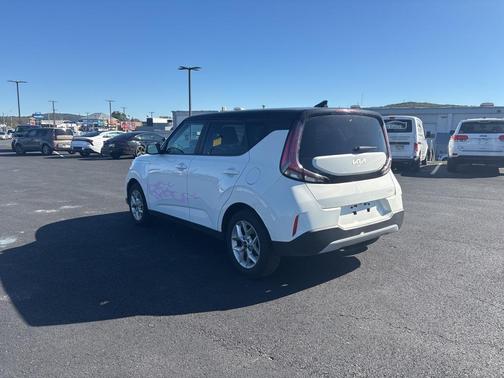 2023 Kia Soul S
