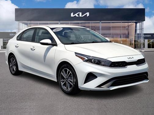 2022 Kia Forte LXS