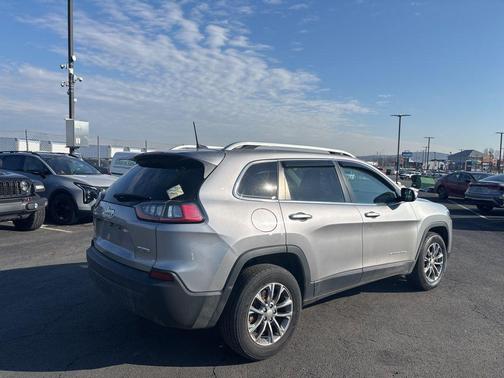 2019 Jeep Cherokee Latitude Plus
