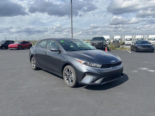 2024 Kia Forte LXS