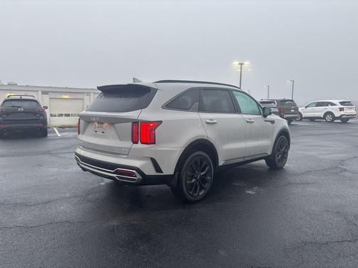 2023 Kia Sorento SX