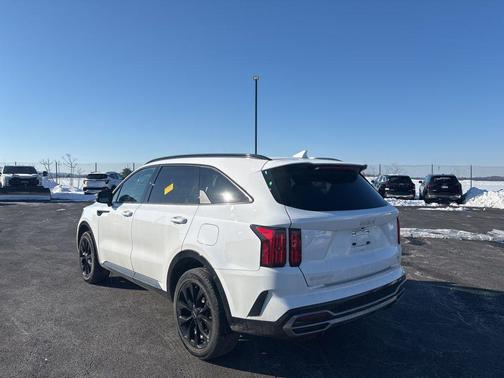 2023 Kia Sorento SX