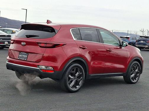 2022 Kia Sportage LX