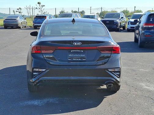 Aurora Black Pearl 2019 Kia Forte LXS