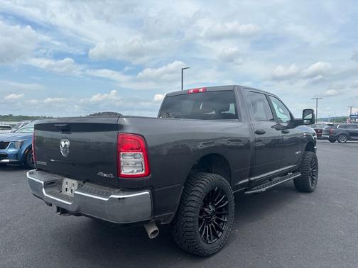 Granite Crystal Metallic Clearcoat 2024 RAM 2500 Big Horn
