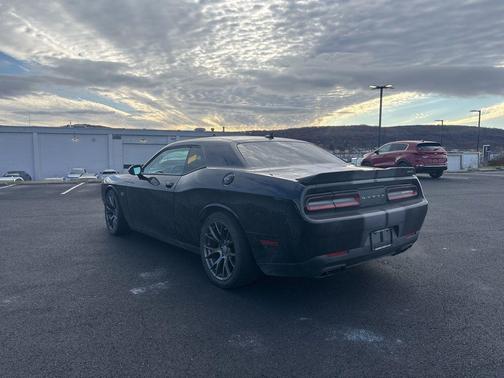 2015 Dodge Challenger SRT 392