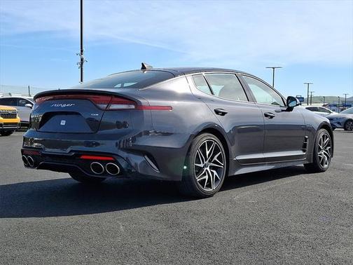2023 Kia Stinger GT-Line