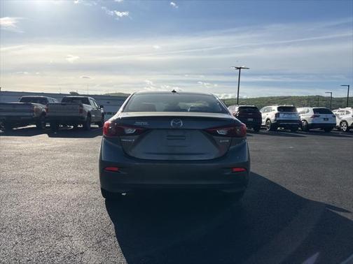 2018 Mazda Mazda3 Touring