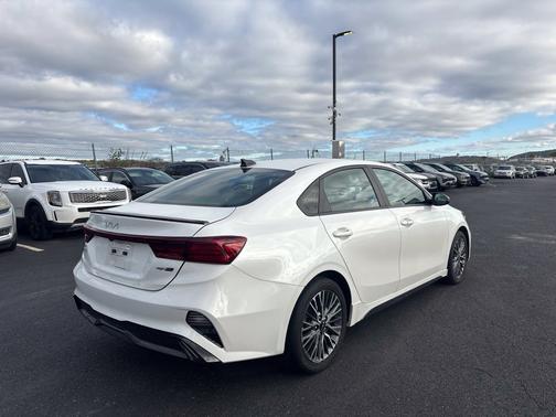 Snow White Pearl 2023 Kia Forte GT-Line