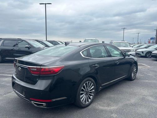 Aurora Black 2017 Kia Cadenza Premium