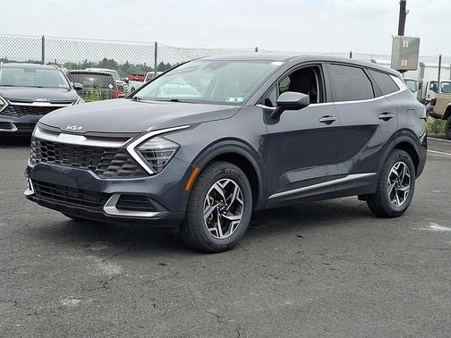 Gravity Gray 2024 Kia Sportage LX