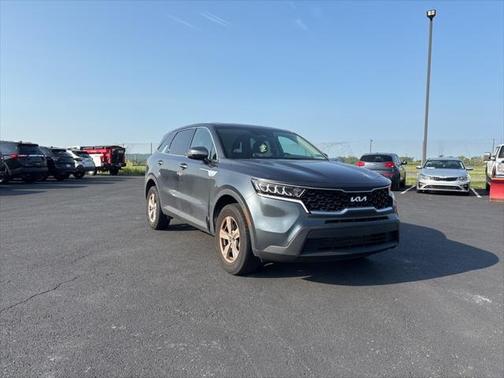 2022 Kia Sorento LX