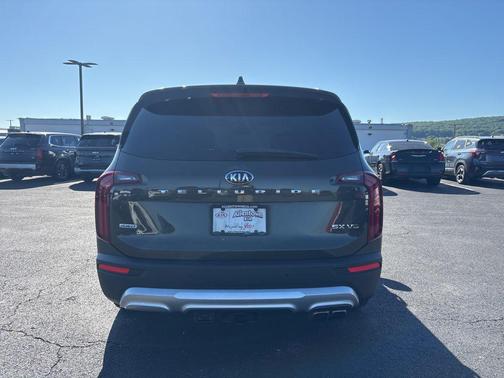 Dark Moss 2020 Kia Telluride SX