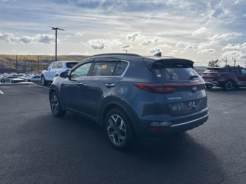 2022 Kia Sportage EX