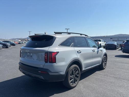 Wolf Gray 2023 Kia Sorento S